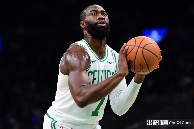 西汉姆联签,万欧元购入,岁巴黎中卫,皇冠博彩,皇冠体育博彩,皇冠盘口,在线体育博彩,体育赛事投注,皇冠