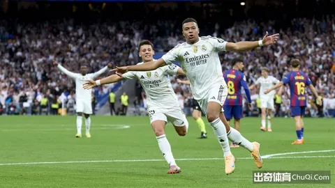 曼联季票价格四年连涨，球迷信托基金表达不满